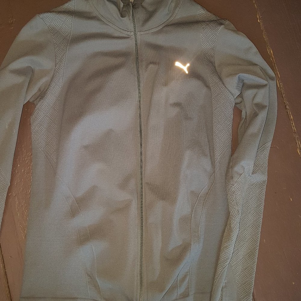 Puma sweater